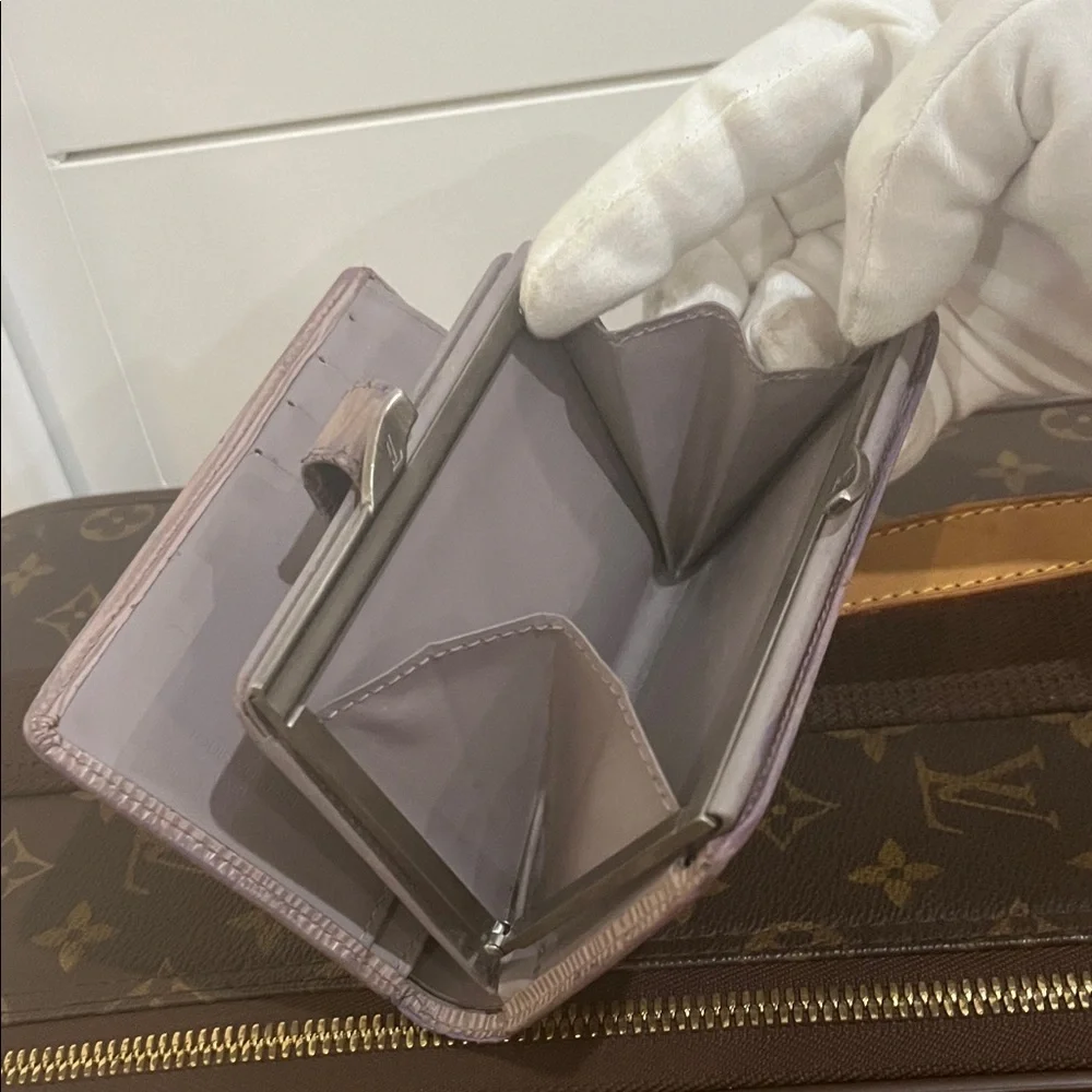 AUTHENTIC LV Snap Wallet in Lilac - Picture 11 of 13